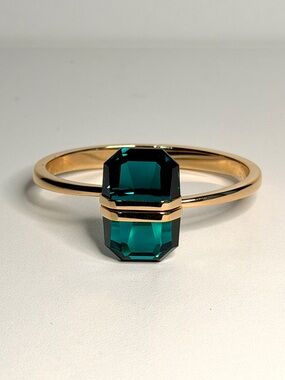 Glam Gold Tone Emerald Green Hinge Cuff Bracelet Acrylic Gem Statement Magnetic